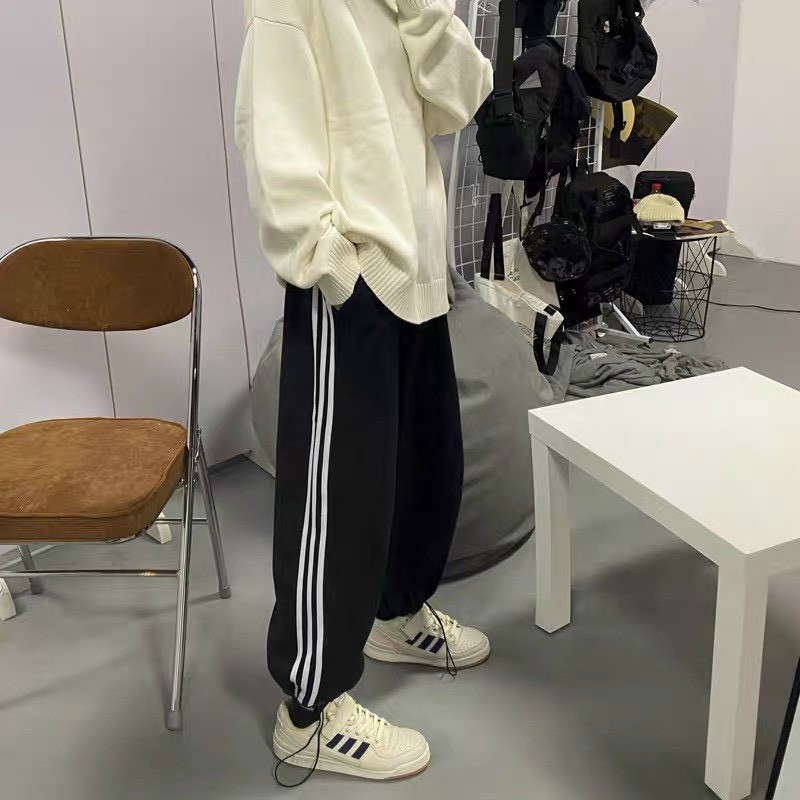 Quần nỉ thể thao 3 sọc ulzzang  Quần jogger rút dây nam nữ form rộng unisex kiểu dáng thể thao ống xuông freeship sale