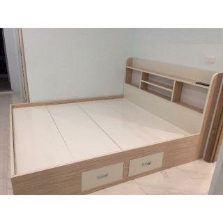 Giường ngủ siêu phẩm Bn 04
