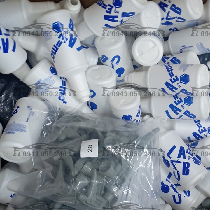 BÌNH XỊT CẦM TAY SGCB ĐẦU XÁM PHUN SƯƠNG CHỊU ĐƯỢC AXIT VÀ HÓA CHẤT RỬA XE