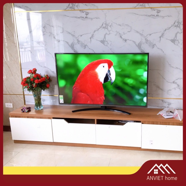 Smart tivi 4K LG 55 inch 55UM7400PTA