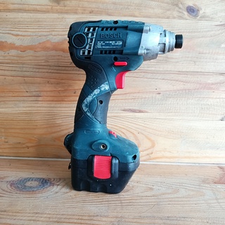 Máy vặn vít Bosch Bãi Nhật