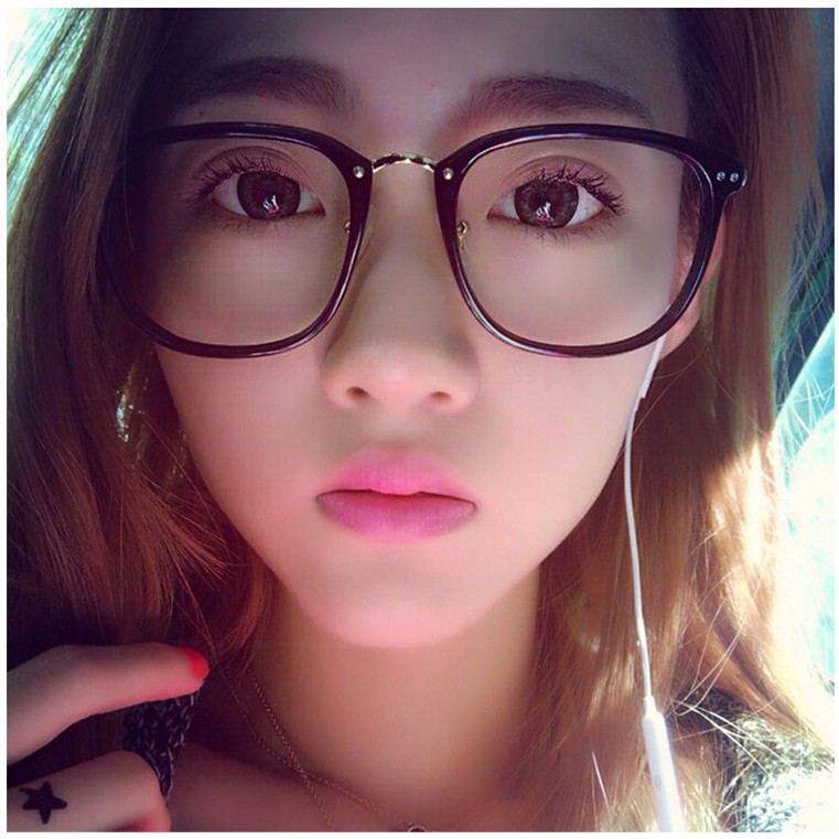 Mắt kính giả cận phong cách Hàn Quốc thời trang | BigBuy360 - bigbuy360.vn