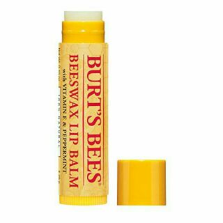 Son dưỡng ẩm môi Burts Bees bạc hà từ vitaminE và sáp ong nguyên chất 100% tự nhiên