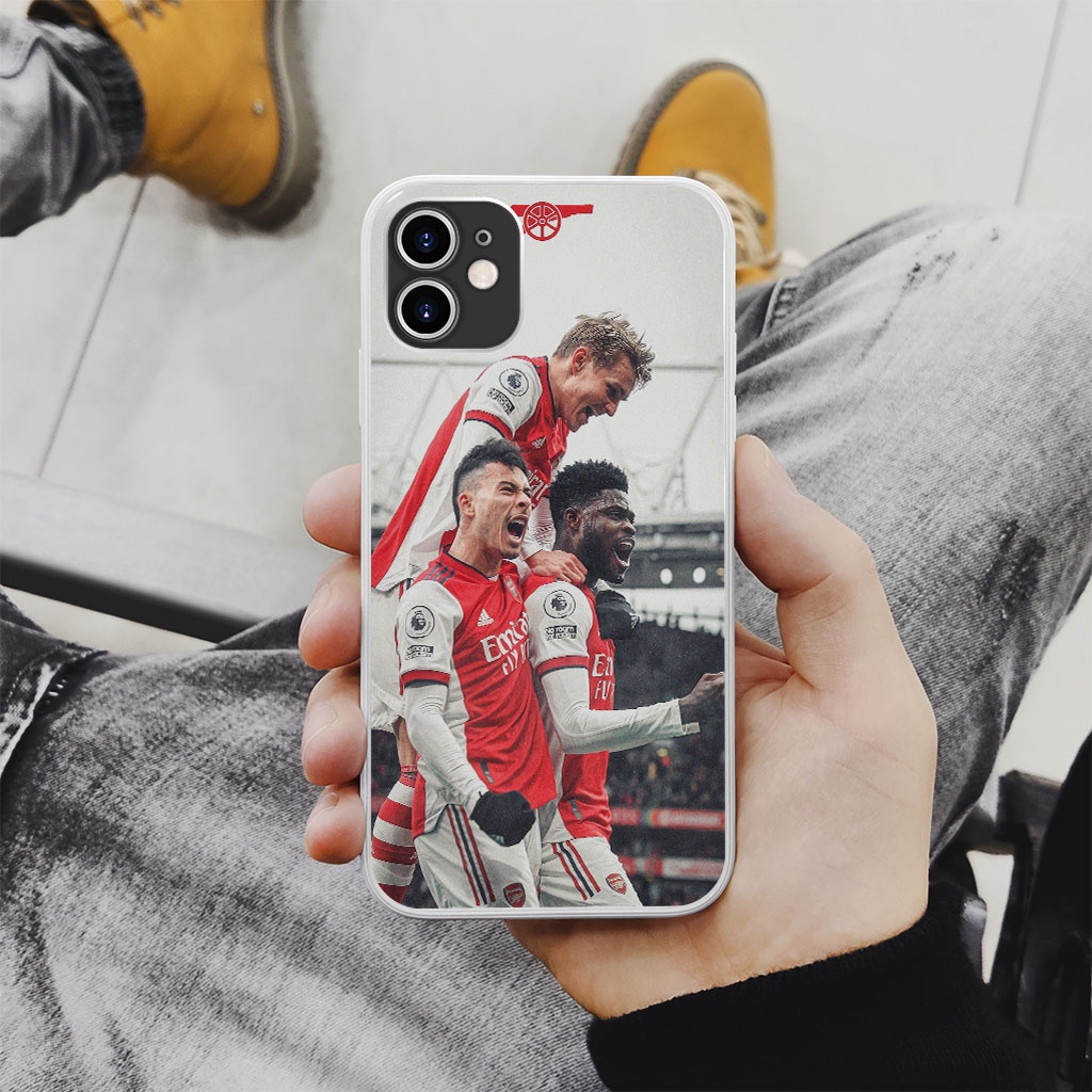 Ốp lưng cầu thủ arsenal ăn mừng chiến thắng pro 13 11 12 14 pro promax FOO20222842