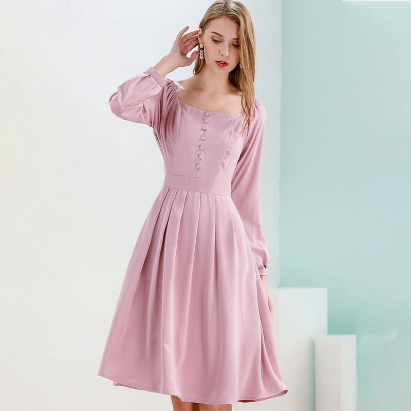 Đầm cổ vuông nút bọc LYNO AB0134