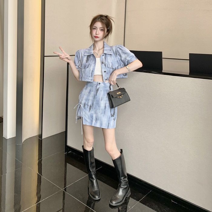 Bộ đồ Perty gồm áo khoác ngắn tay + chân váy thời trang mùa thu Hàn Quốc dành cho nữ
