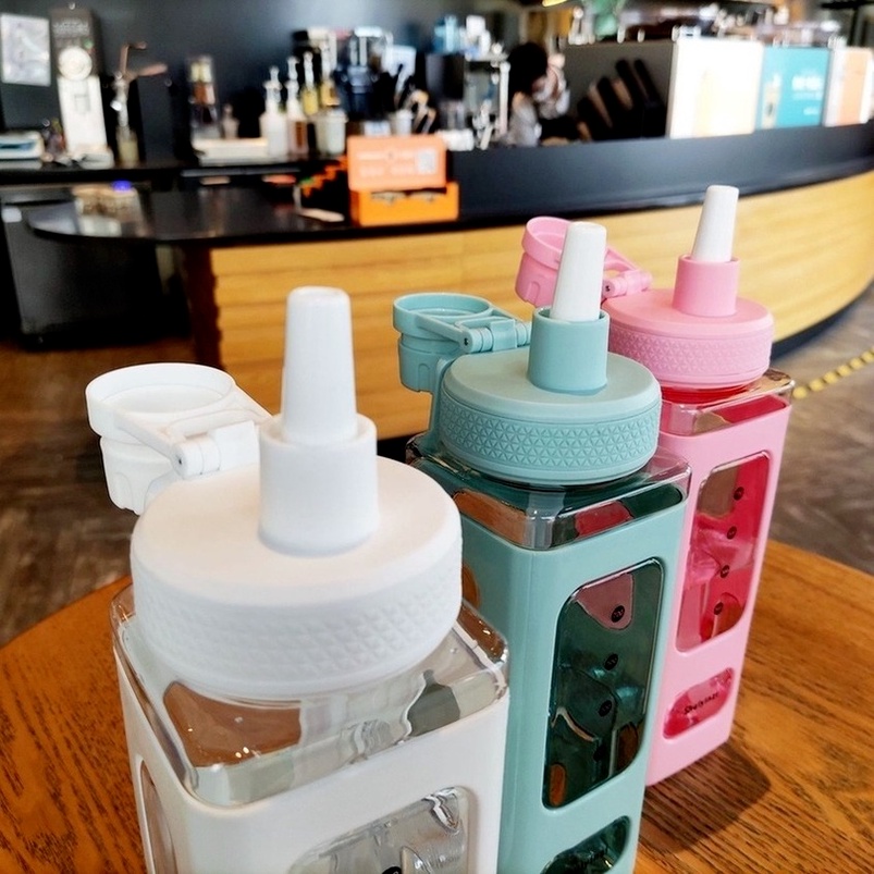 900ml / 700ML Sáng tạo Cốc vuông hai lớp dung tích lớn Cốc đựng nước ngoài trời Cốc nhựa chịu nhiệt độ cao