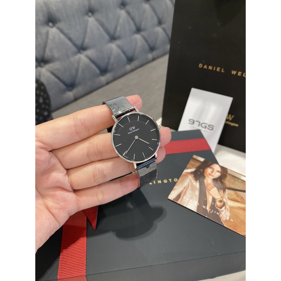 Đồng Hồ Nữ DVV dây lưới size 32mm chống nước 3ATM