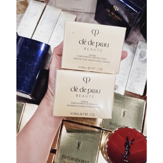 Kem dưỡng ẩm Cle De Peau Beaute Protective Fortifying Cream (50g)