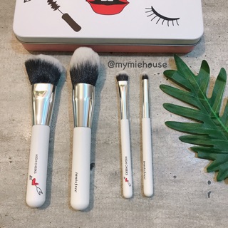 SET CỌ LIMITED INNISFREE