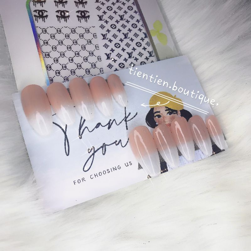 Nailbox thiết kế ombre