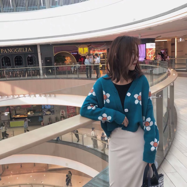 [HÀNG ORDER] Áo Cardigan Len Moeee hoạ tiết hoa style Hàn Quốc | BigBuy360 - bigbuy360.vn
