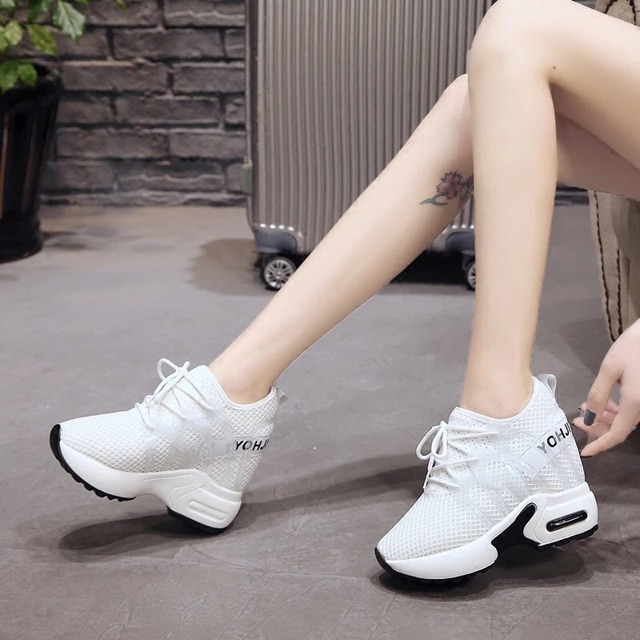 GIẦY ĐẾ XUỒNG