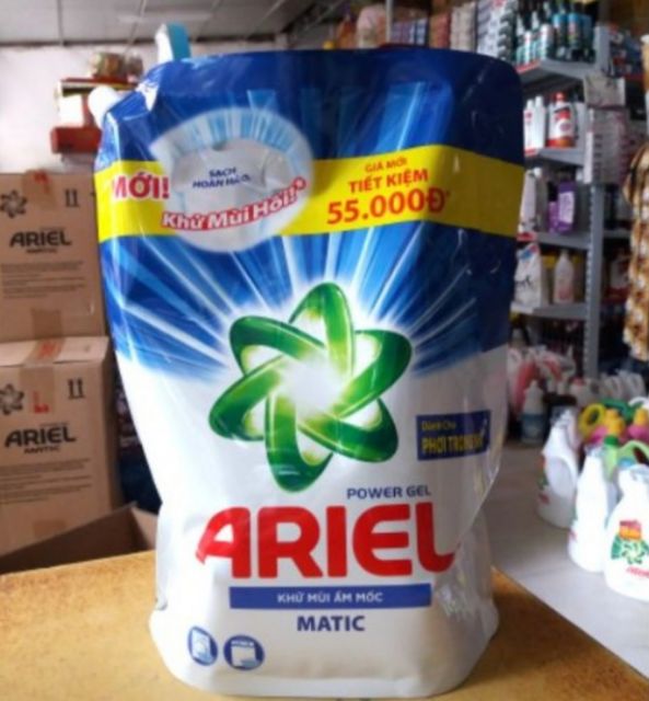 Nước giặt Ariel túi đậm đặc 2,15kg