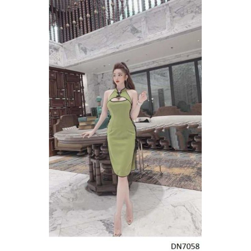 Đầm cúp sườn xám đính nút cổ tàu sexy