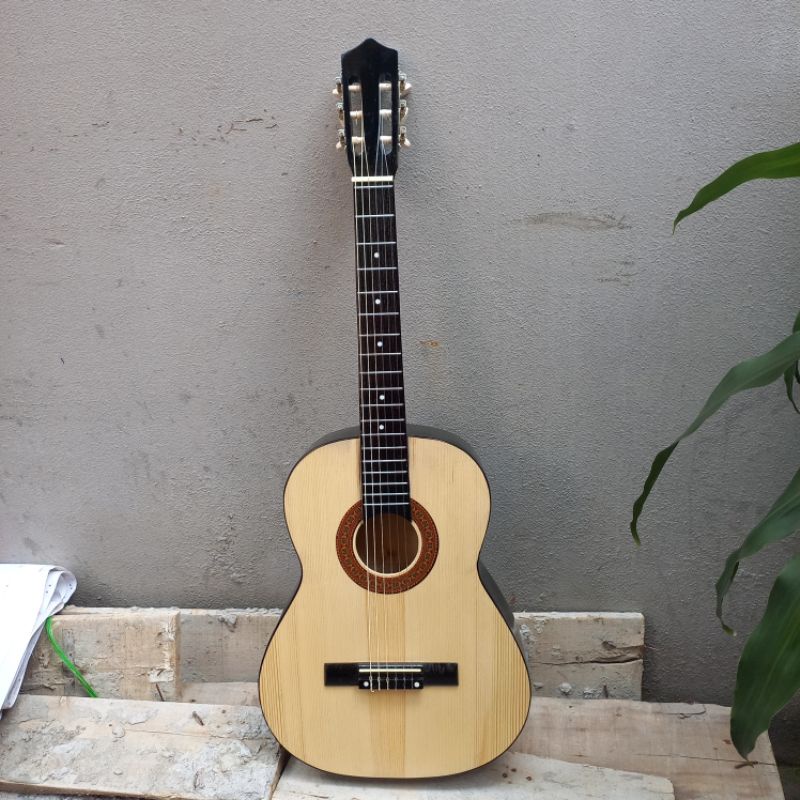 ĐÀN guitar classic A50 kèm bao vải