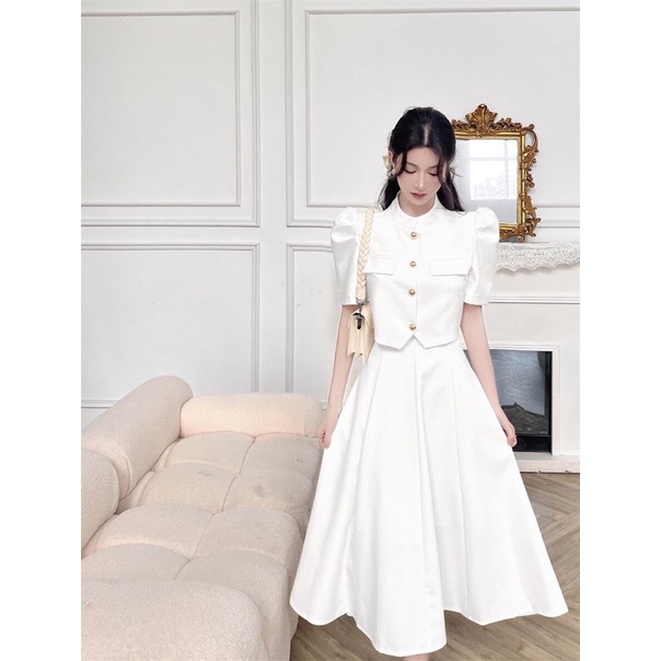 Set tiểu thư sang chảnh áo croptop cổ trụ tay bồng phối cúc đồng mạ vàng chân váy xoè dáng dài