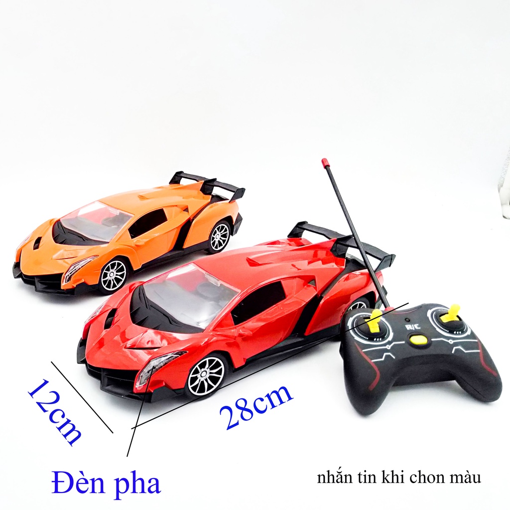 ()Xe điều khiển từ xa đóng mở cửa, có đèn pha siêu sáng