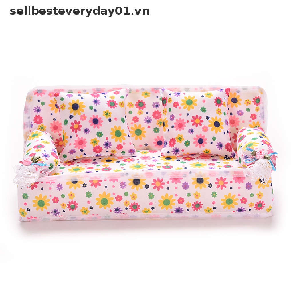 Bộ 3 cái ghế sofa và gối tựa trang trí nội thất nhà búp bê