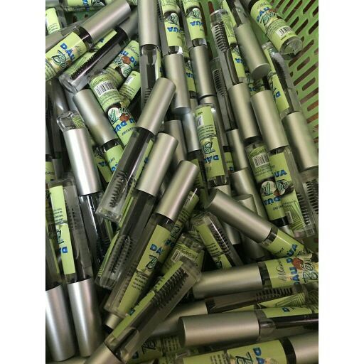 Mascara dầu dừa Bến Tre giúp mi dài rậm