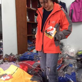 Áo gió The North Face 2 lớp