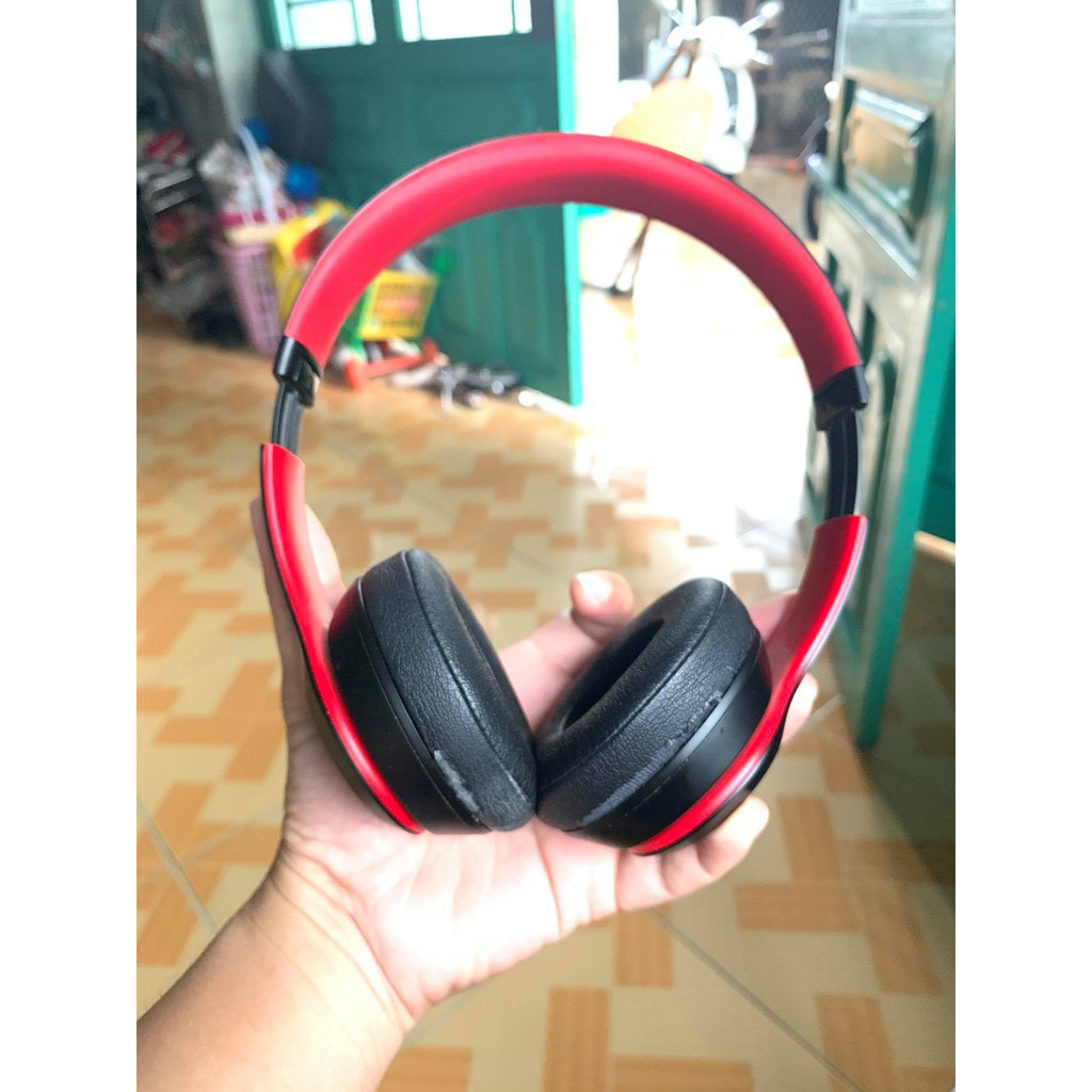 Tai nghe Beats Solo Wireless 3 chính hãng FPT Shop - đã qua sử dụng 95%