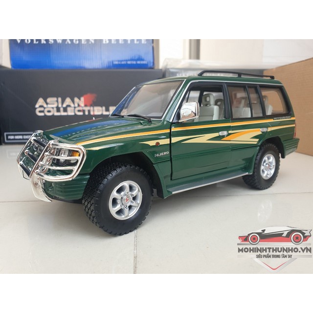 Xe mô hình Mitsubishi Pajero 1998, tỉ lệ 1:18