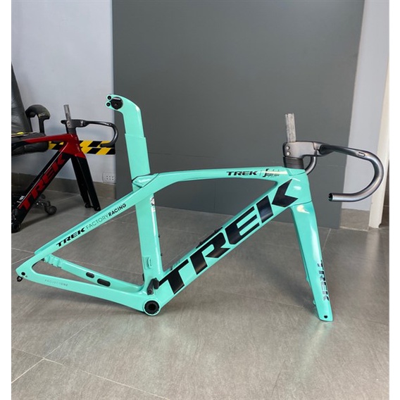 Khung xe Road Carbon T/r/e/k- M/a/d/rone S/L/R 9 phanh đĩa