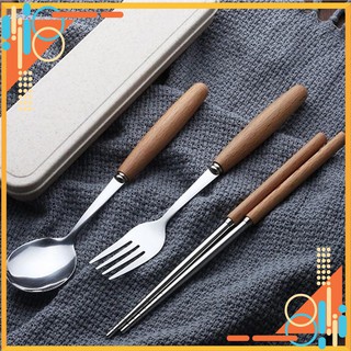 Bộ đũa thìa dĩa Inox cán gỗ(kèm hôp)