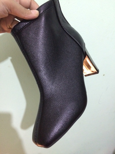 Bốt da mờ gót gương cao cấp