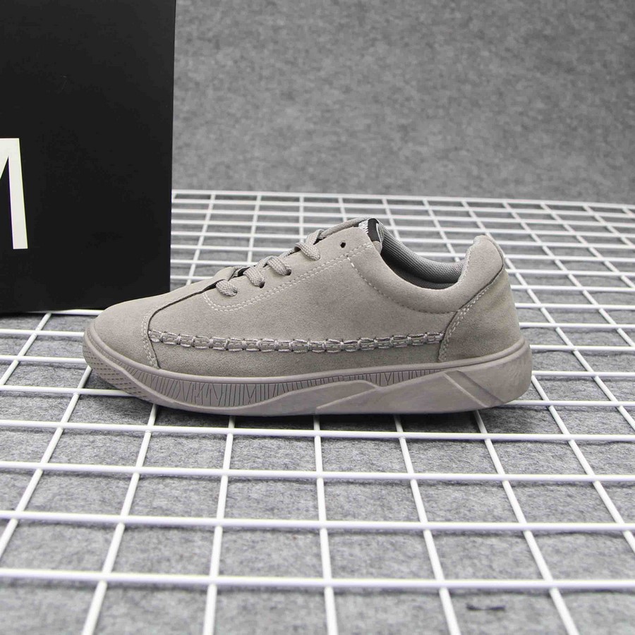 [Mã FAMALLT5 giảm 15% đơn 150K] Giày thể thao nam MĐ G390 xám | BigBuy360 - bigbuy360.vn