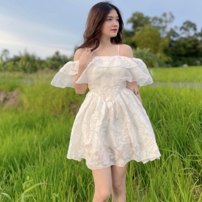 264 Đầm Trắng Trễ Vai Bèo Dáng Xoè Chất Voan Hoa Đầm Dự Tiệc