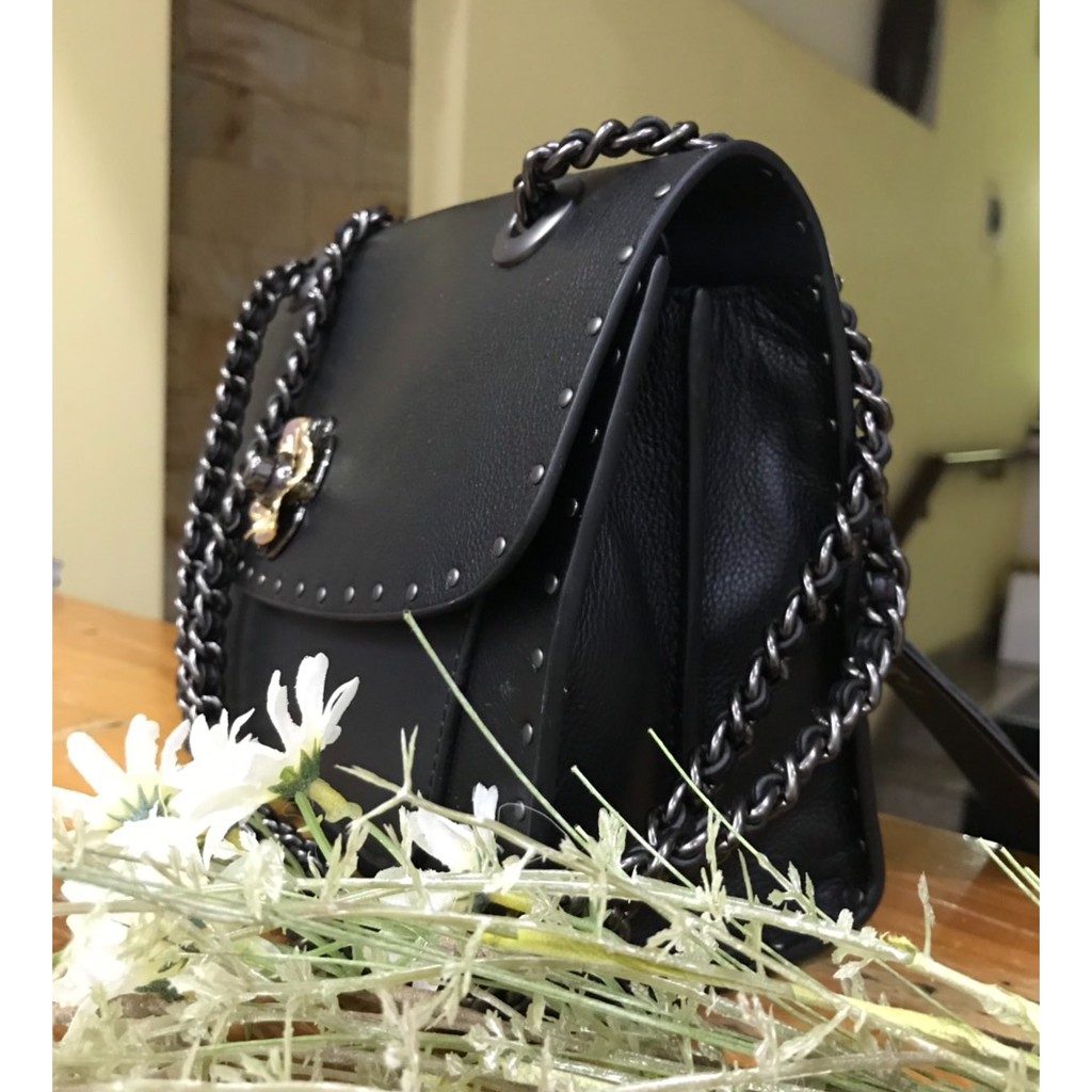 Túi hoa trà da bò đính đinh #hoatra #coach #dathat