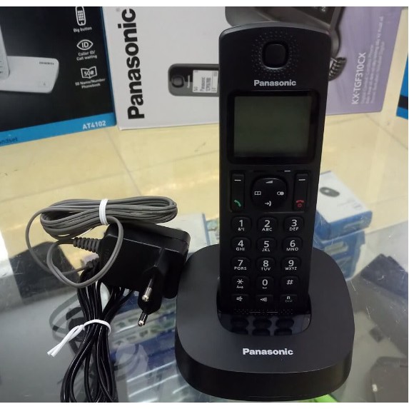 Điện thoại bàn không dây Panasonic KX-TGC310