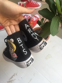 Giày converse vẽ tay