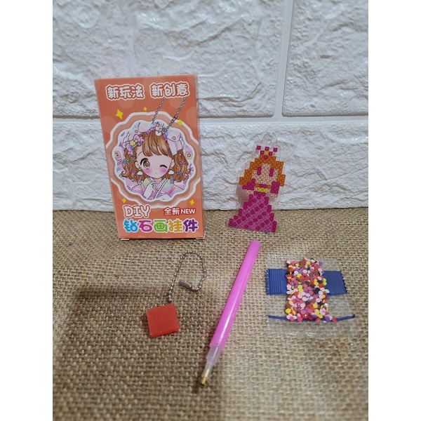 HỘP TỰ LÀM MÓC KHÓA ĐÍNH HẠT ĐÁ DIY 3D (LOẠI NHỰA MỎNG), MÃ MY-225401, DYT-1232