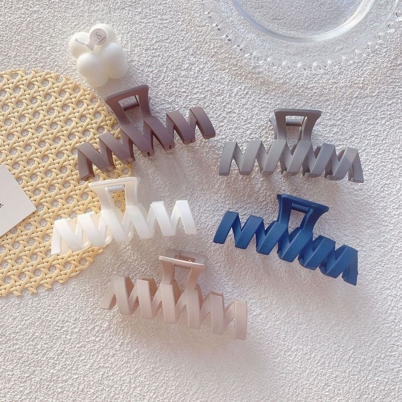 Kẹp tóc cá mập chất liệu resin thiết kế thời trang dành cho nữ