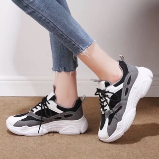 Giày sneaker nữ đen xám