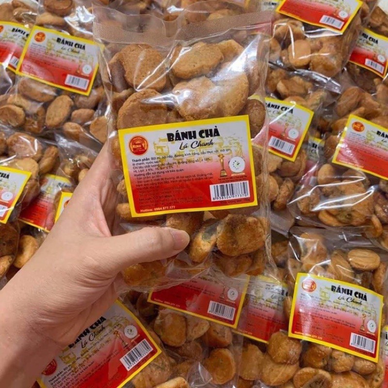 Đặc sản truyền thống Hà Nội - Bánh chả lá chanh