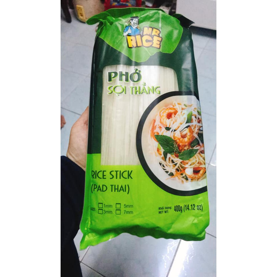 Phở sợi thẳng-Hủ tiếu xào Pad Thái .