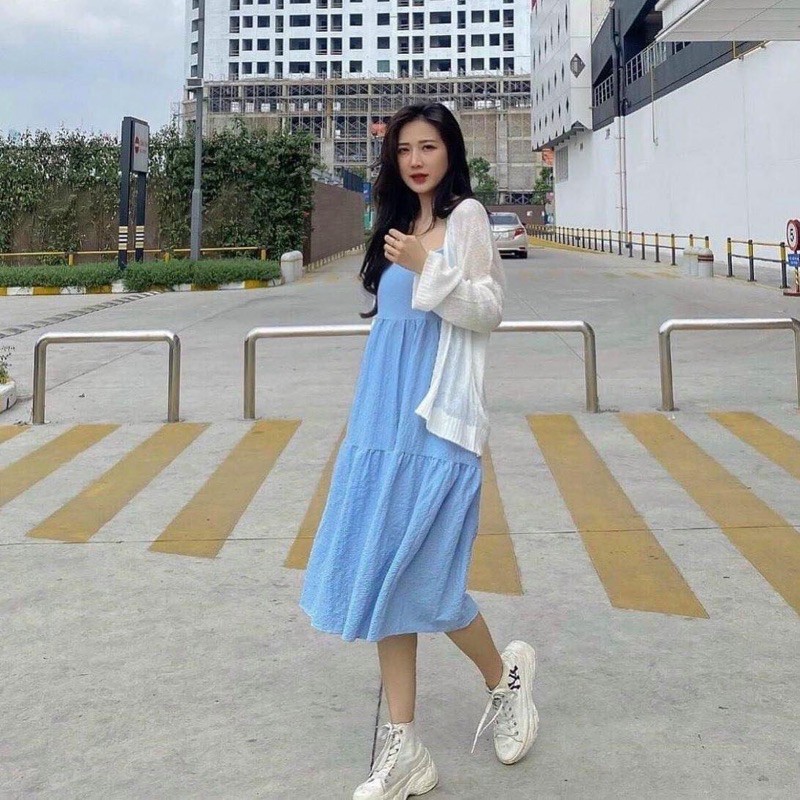 Váy hai dây bồng bềnh màu xanh hottrend 2021 Maina