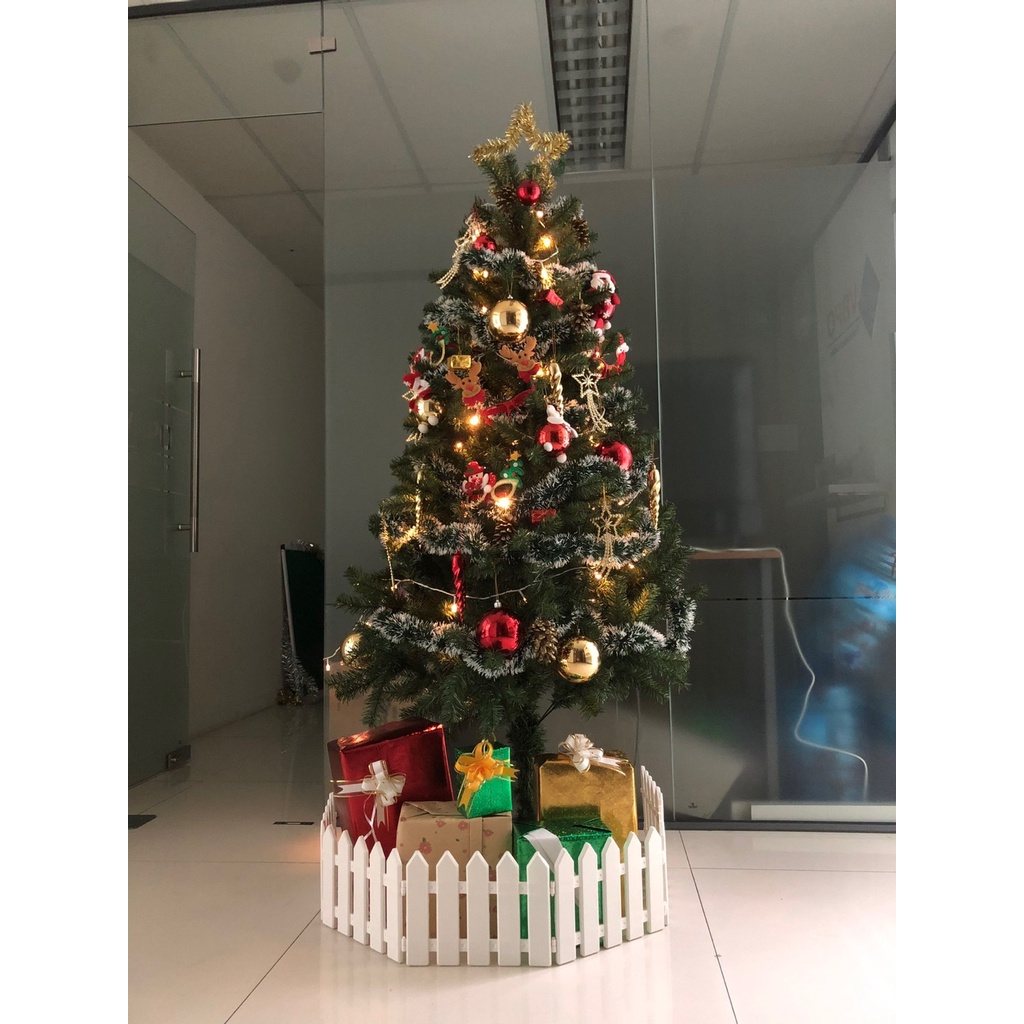 Hàng rào lắp ghép cao 20cm trang trí cây thông Noel, cây đào, sân vườn ( giá trên là 1 bộ 6 mảnh ghép) dài 1m6