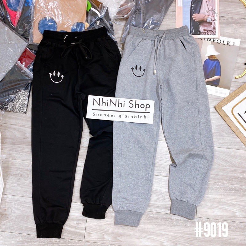Quần thể thao bo ống thêu mặt cười , Quần nỉ da cá cạp chun bo ống QS9016 - NhiNhi Shop