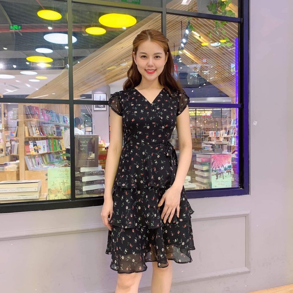 Váy voan hoa ba tầng đẹp lung linh