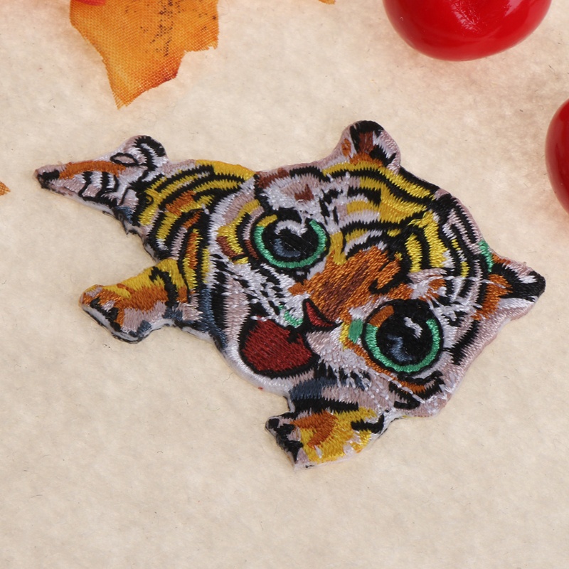 Sticker Ủi Thêu Hình Hổ Hoạt Hình Dễ Thương