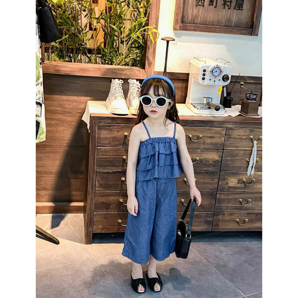 Sét áo denim hai dây mix quần xuông cá tính siêu hách dáng cho bé 11-32kg diện đi biển hay đi chơi đều xinh. Hàng QCCC