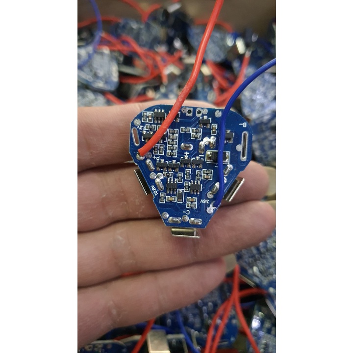 Mạch Makita 3S 12V - 25A, mạch tam giác, đầu cắm Adapter