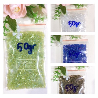 Hơn 7000 hạt cườm gãy nhiều màu gói khoảng 50gr