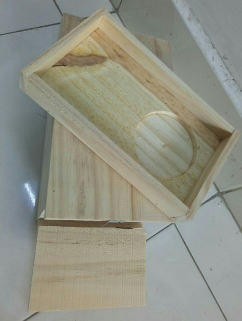 KHAY GỖ CHO TỔ các dòng vẹt