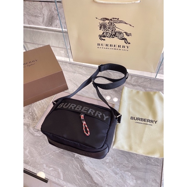 Túi đeo chéo BURBERRY cao cấp